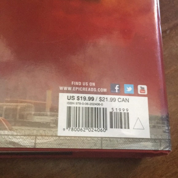 Veronica Roth LOT BUNDLE THREE BOOKS Divergent Insurgent Allegiant - Picture 9 of 11